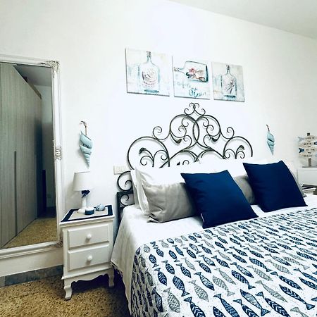 Casa Giro Apartment Карара Екстериор снимка